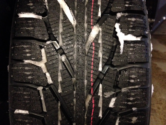 nokian_hakkapeliitta_r2_suv_1