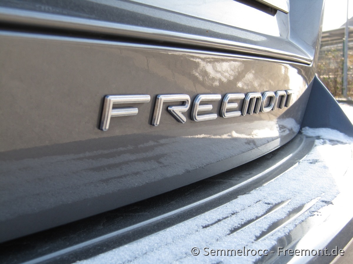 Freemont Schriftzug am Heck