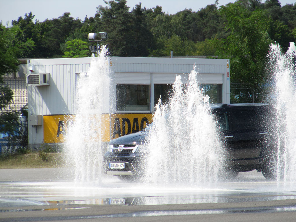 Freemont beim Fahrsicherheitstraining