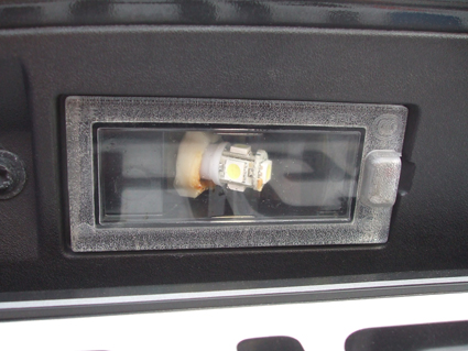 weiße LED Nummerschildbeleuchtung